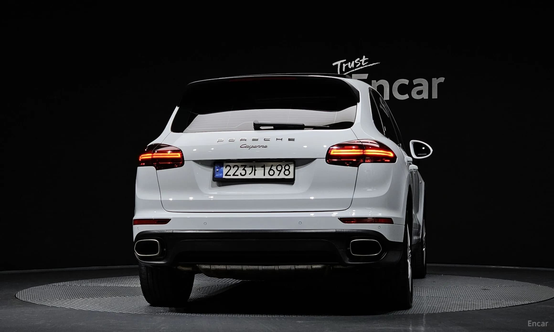 New Cayenne