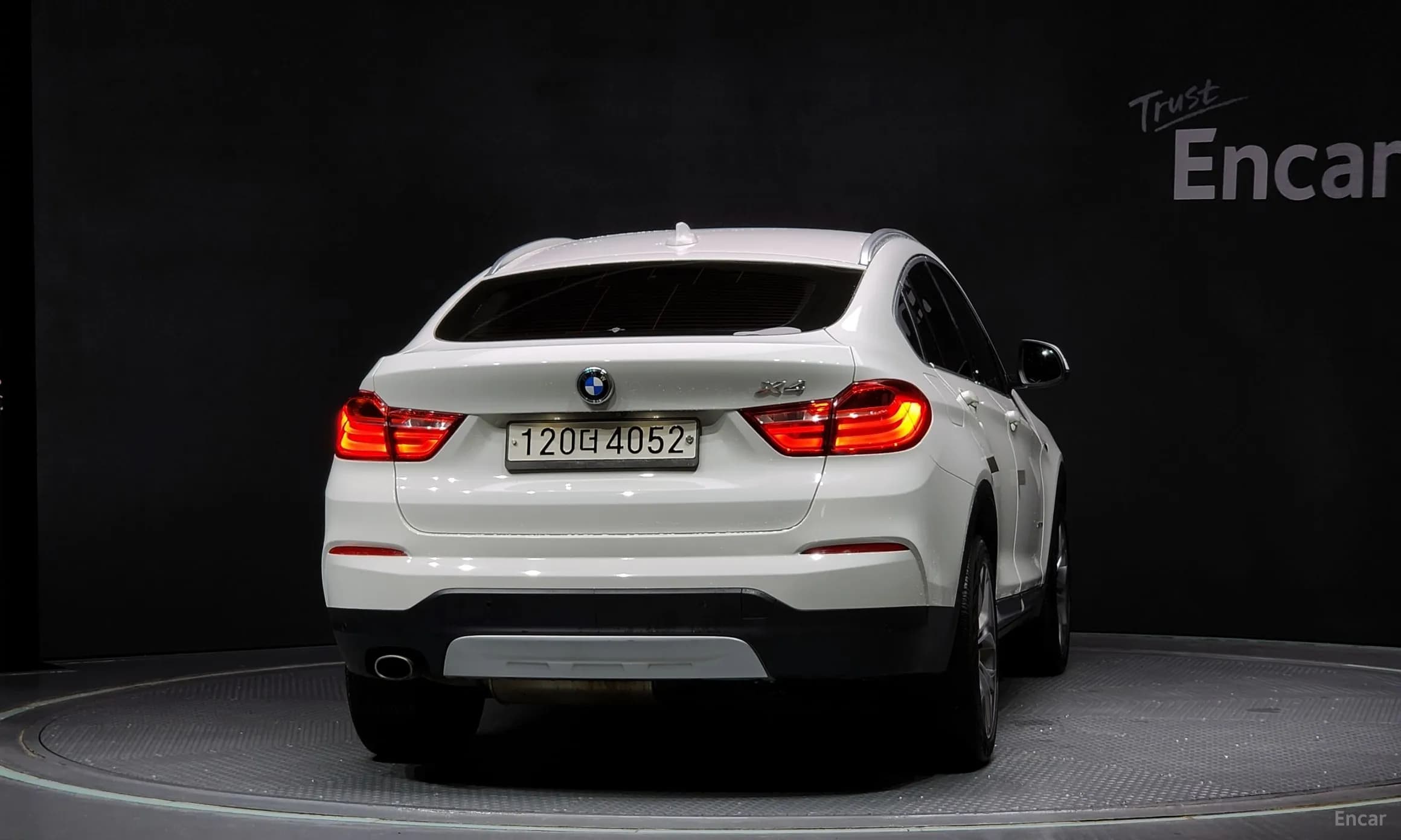 X4 (F26)