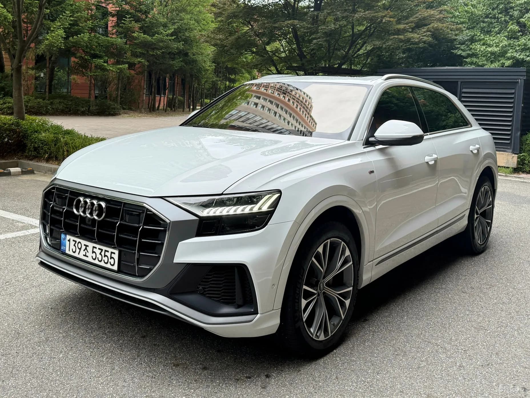 Q8 (4M)
