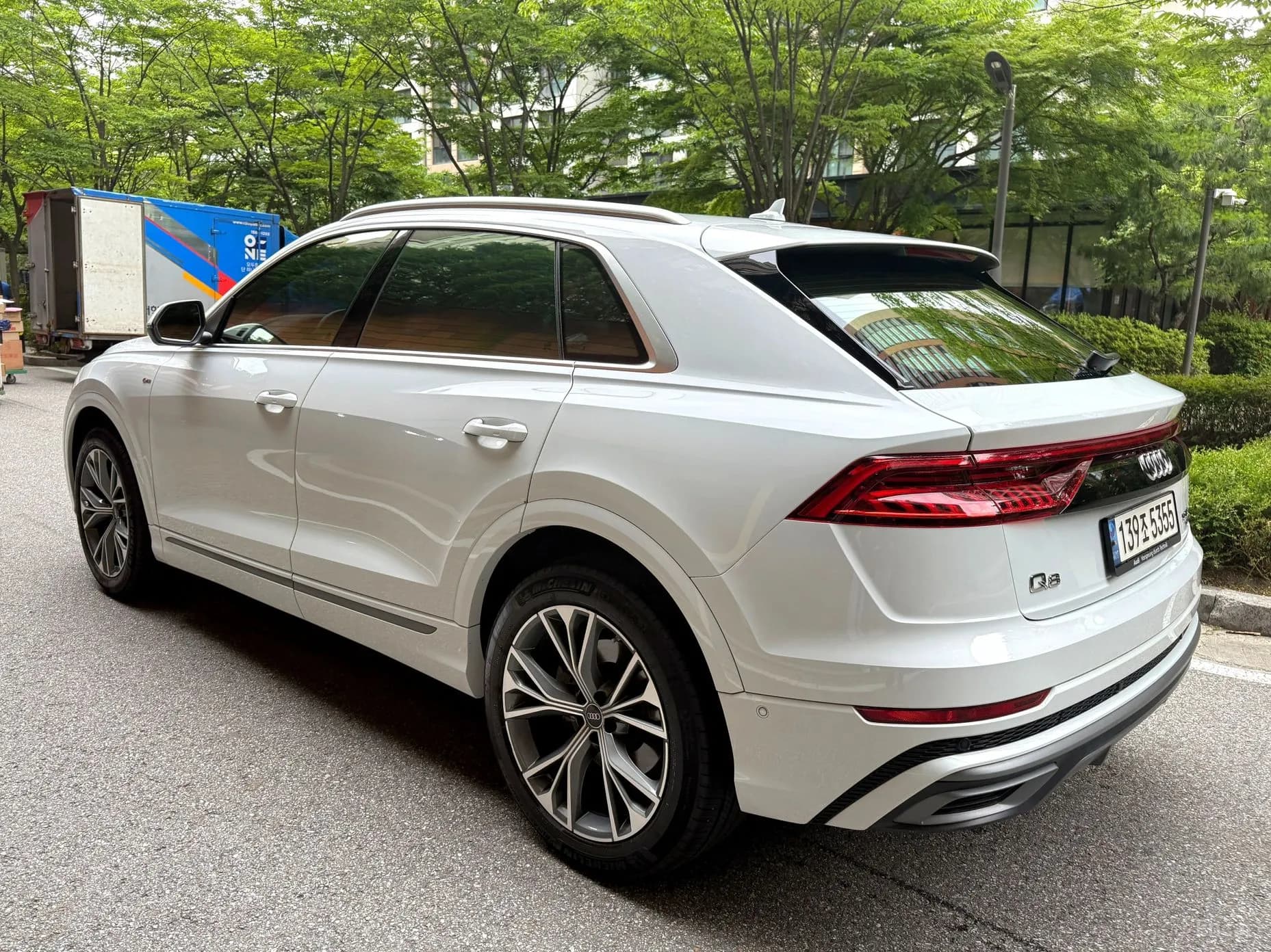 Q8 (4M)