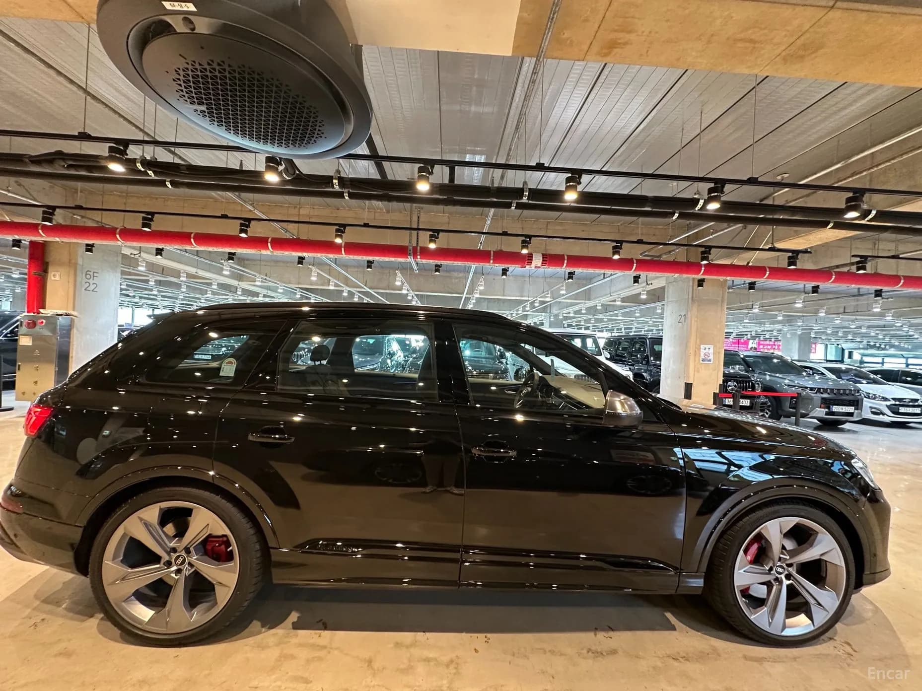 SQ7 (4M)