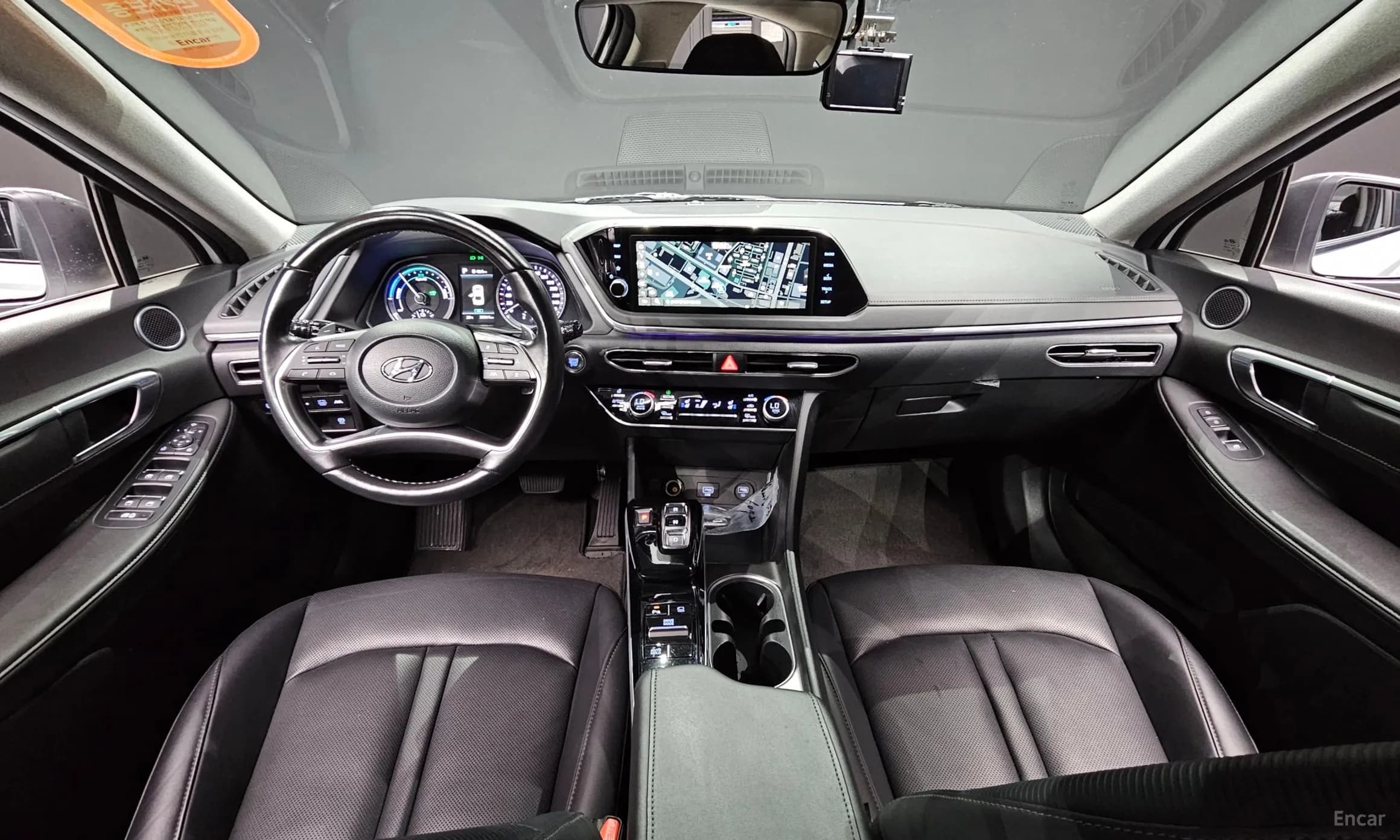 Sonata Hybrid (DN8)