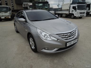 YF Sonata