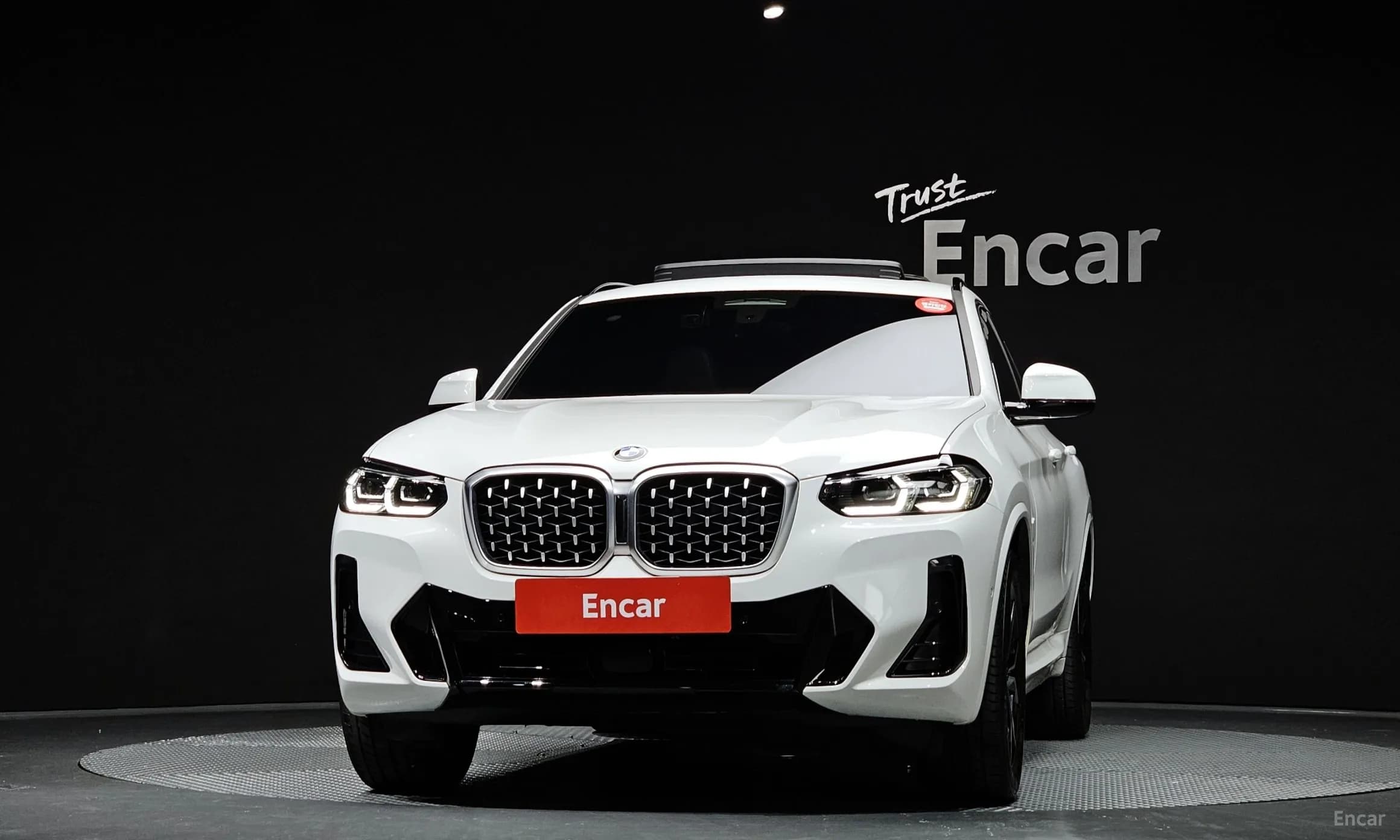X4 (G02)