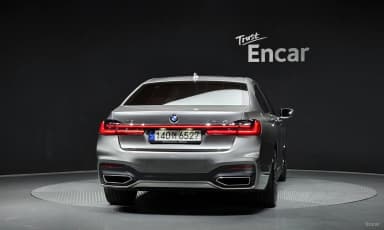 7 Series (G11)