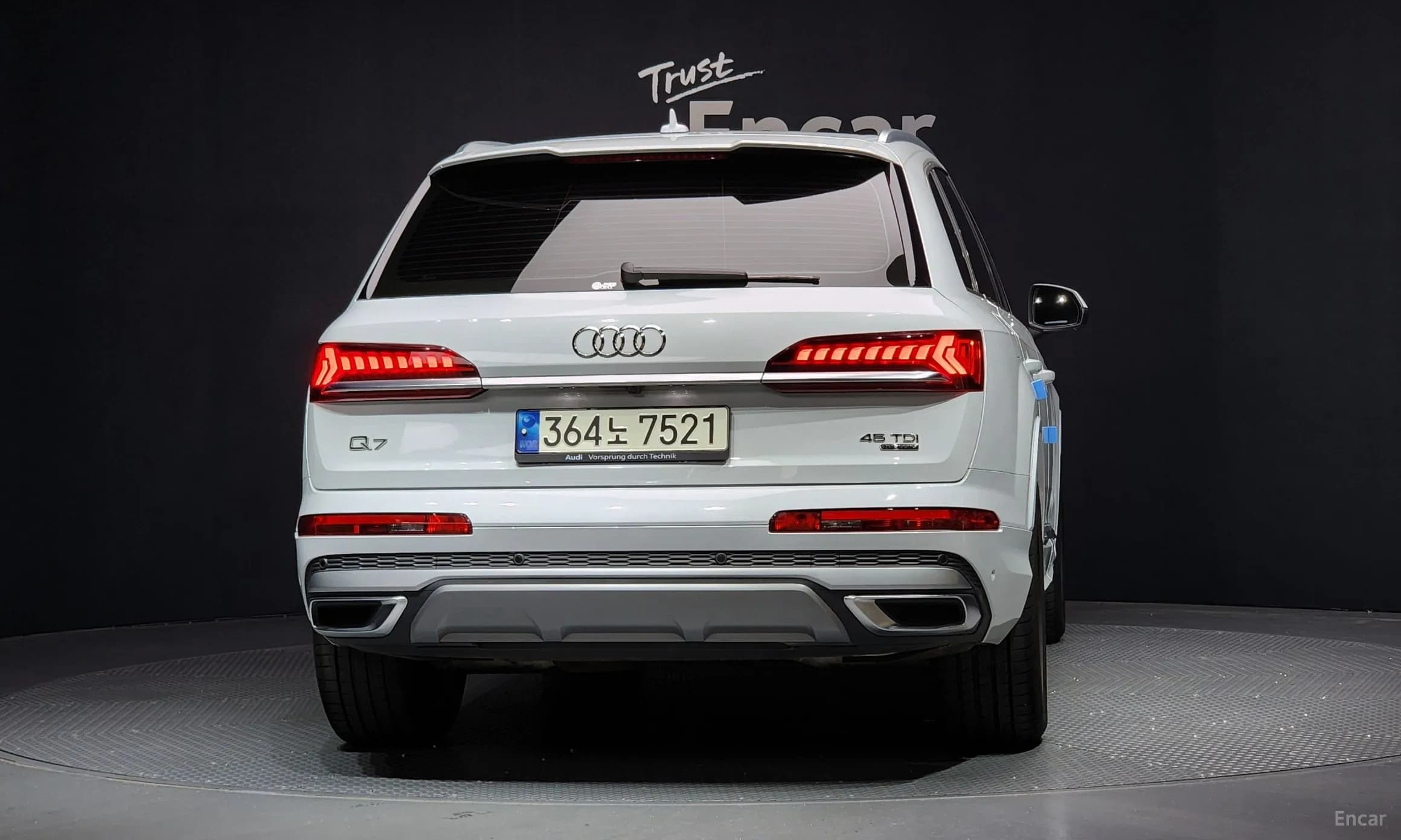 Q7 (4M)