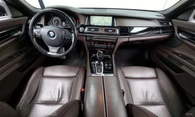 7 Series (F01)