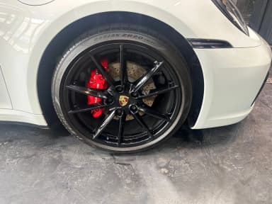 911 (992)