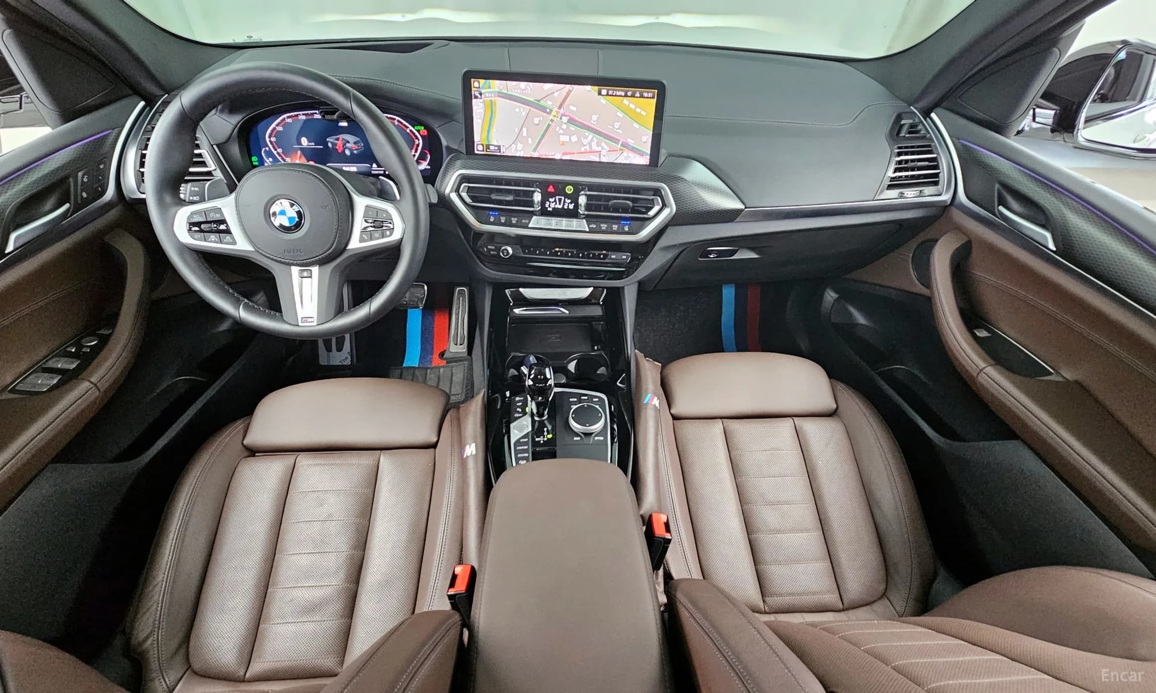 X3 (G01)