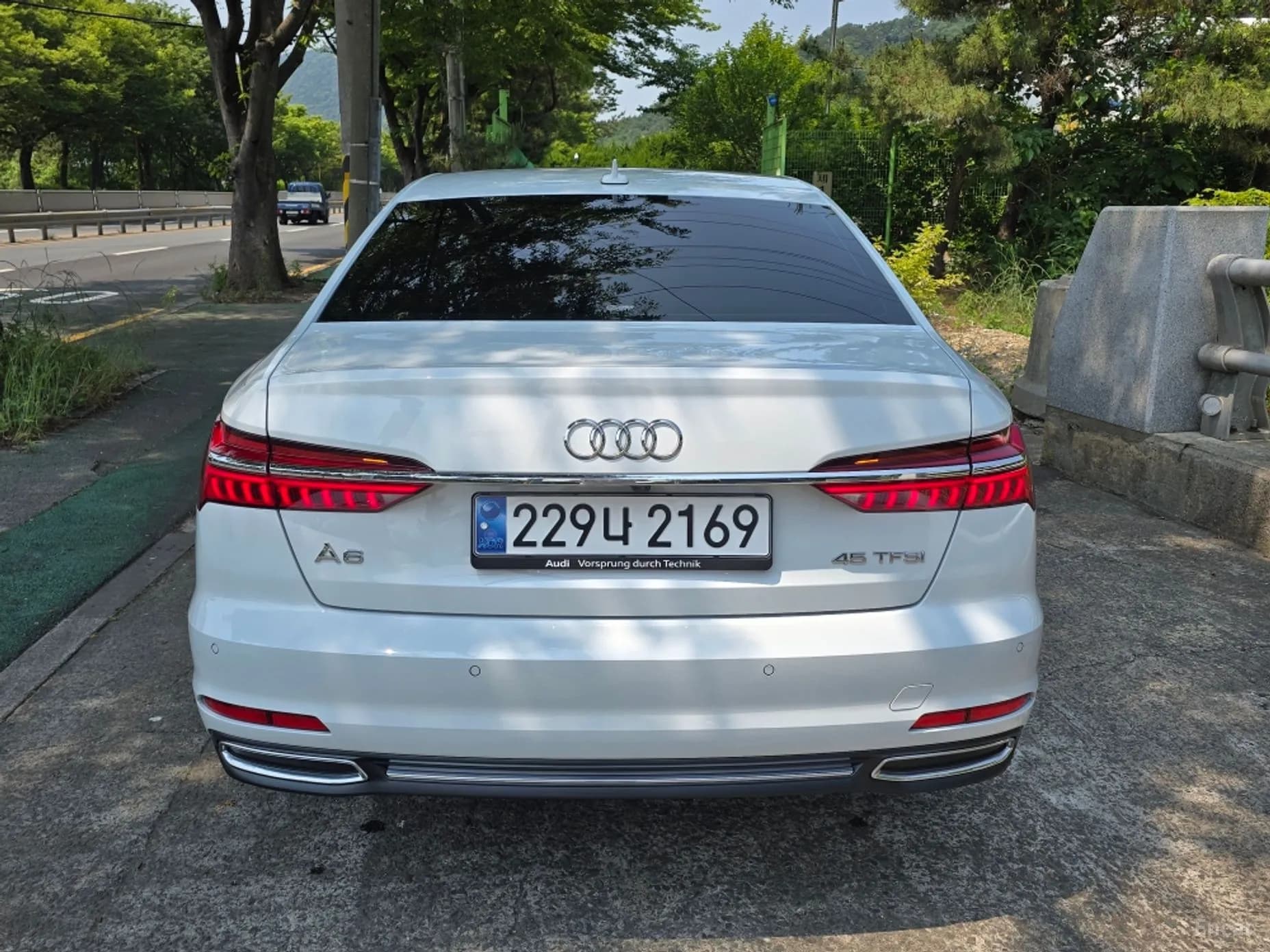 A6 (C8)