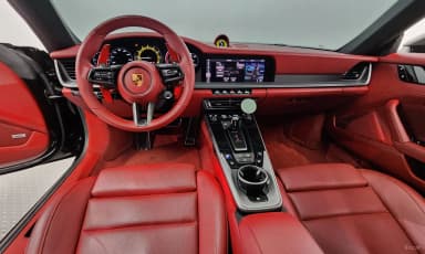 911 (992)