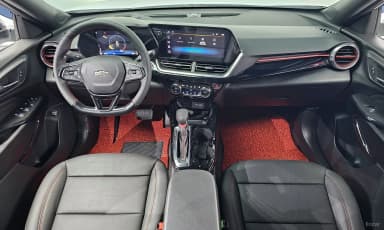 Trax Crossover