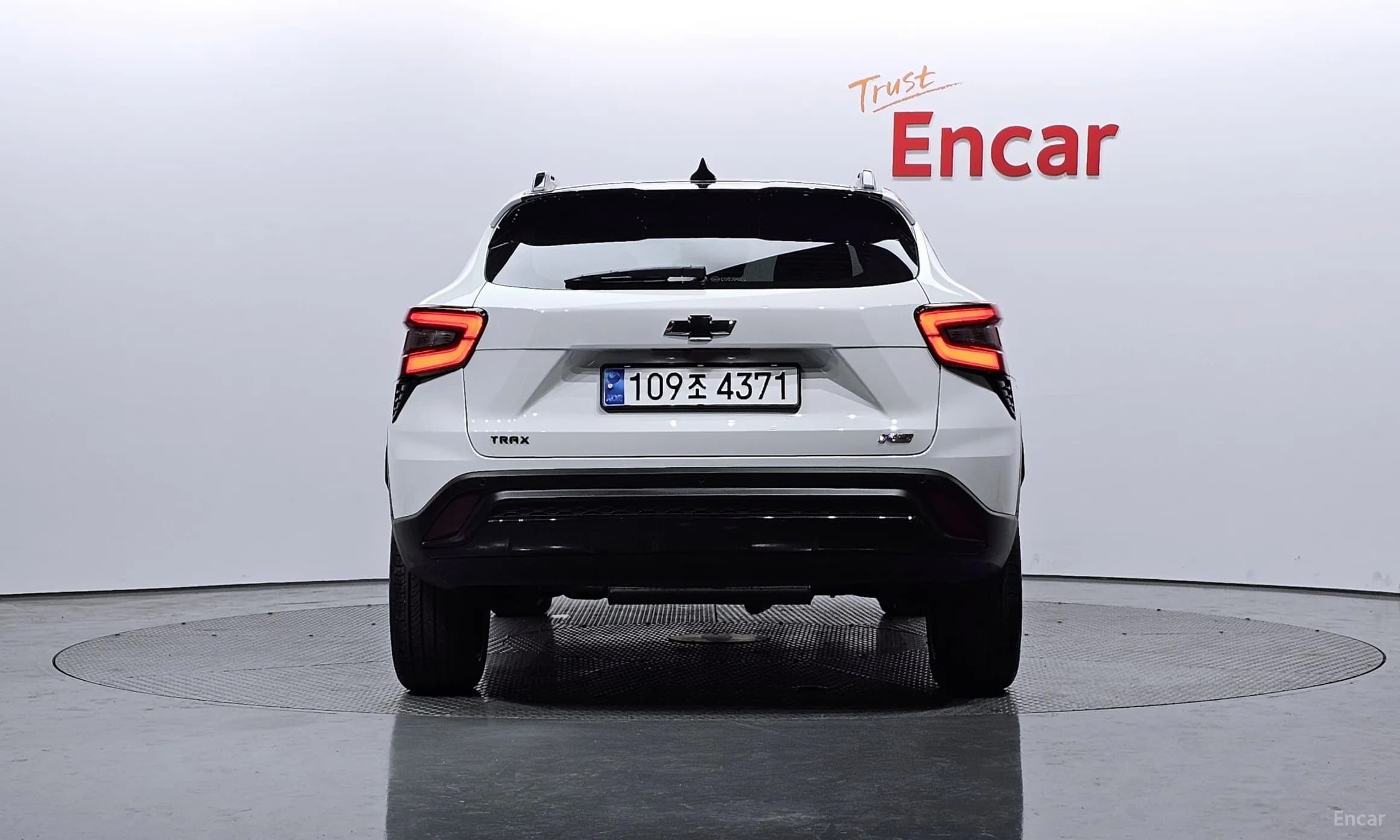 Trax Crossover