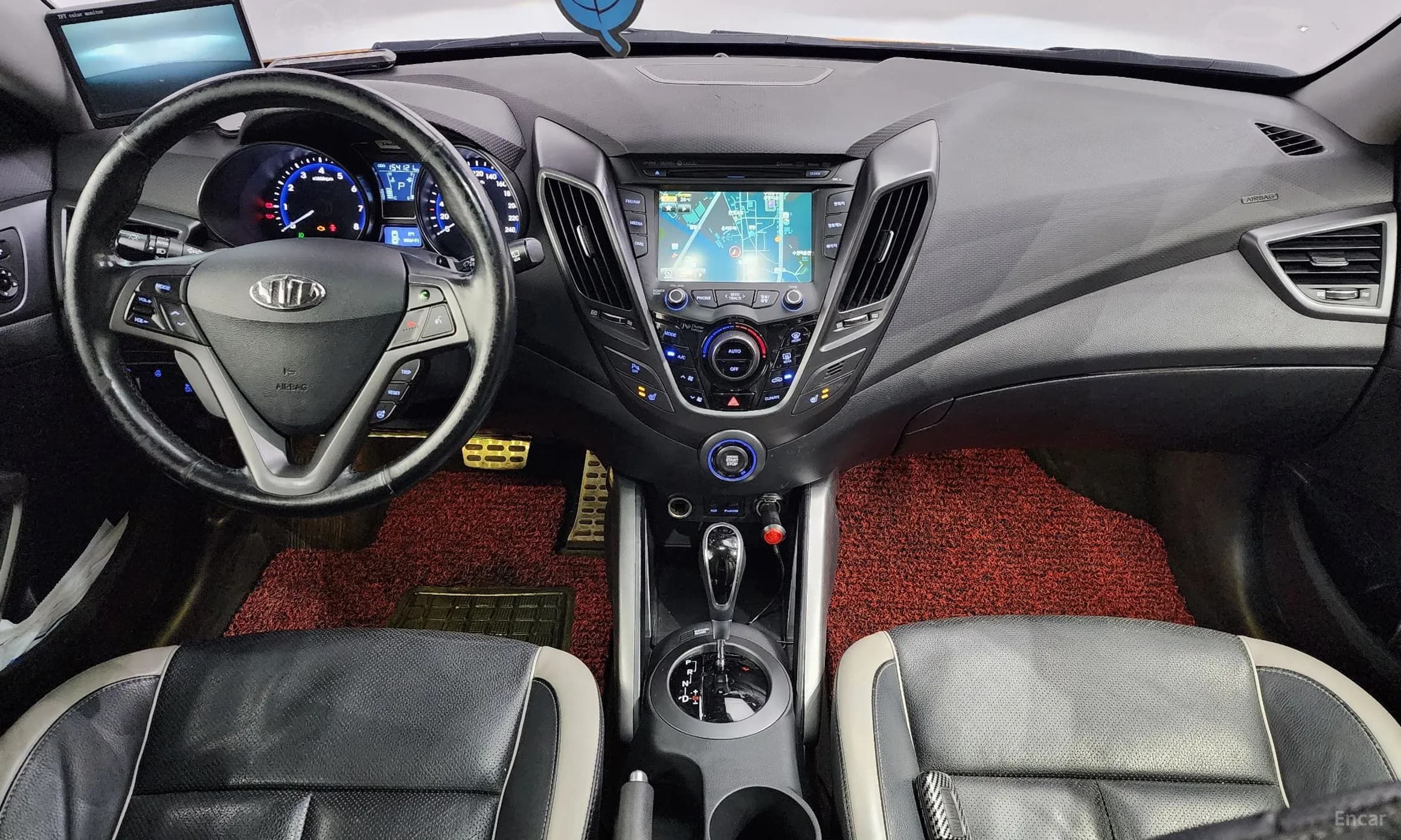 Veloster