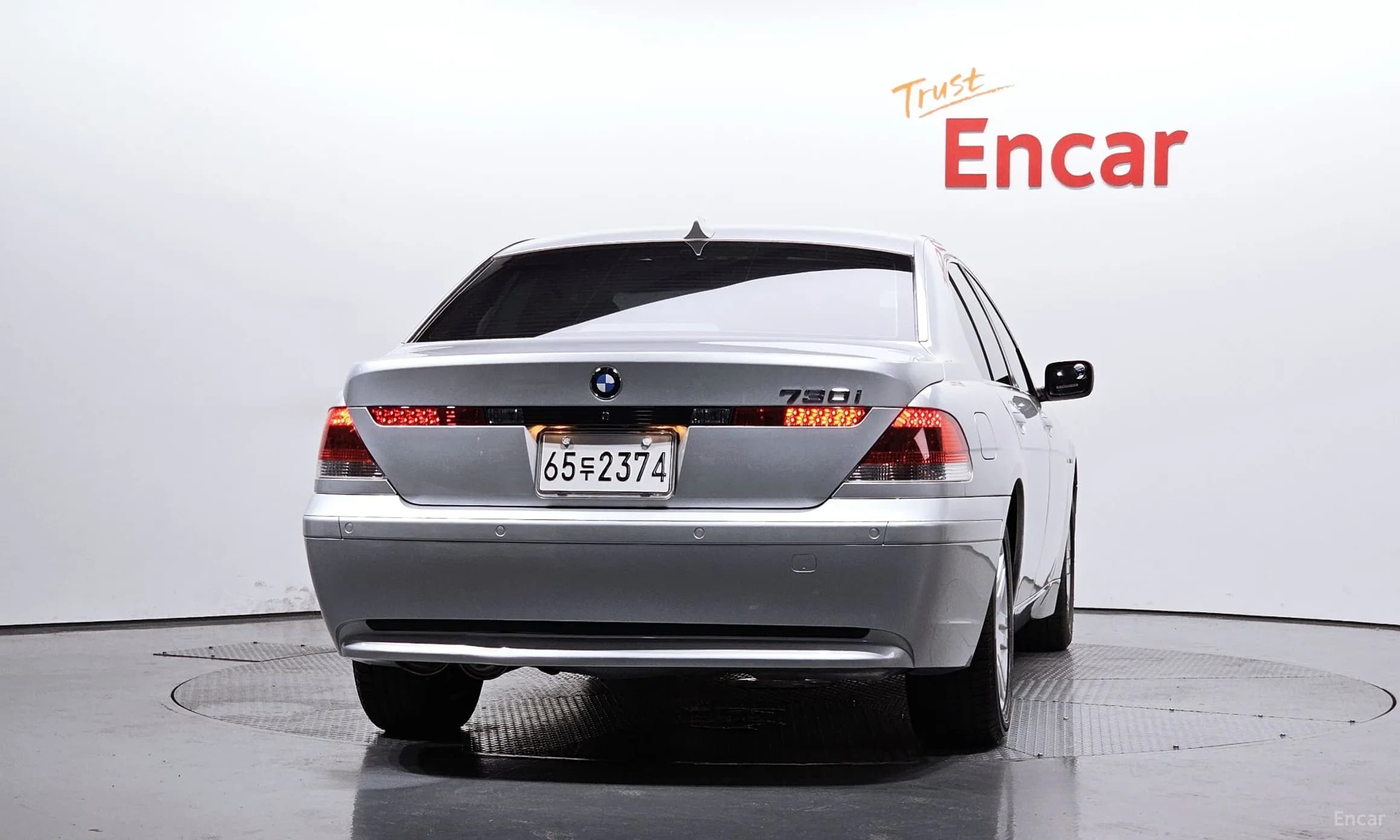 7 Series (E65)