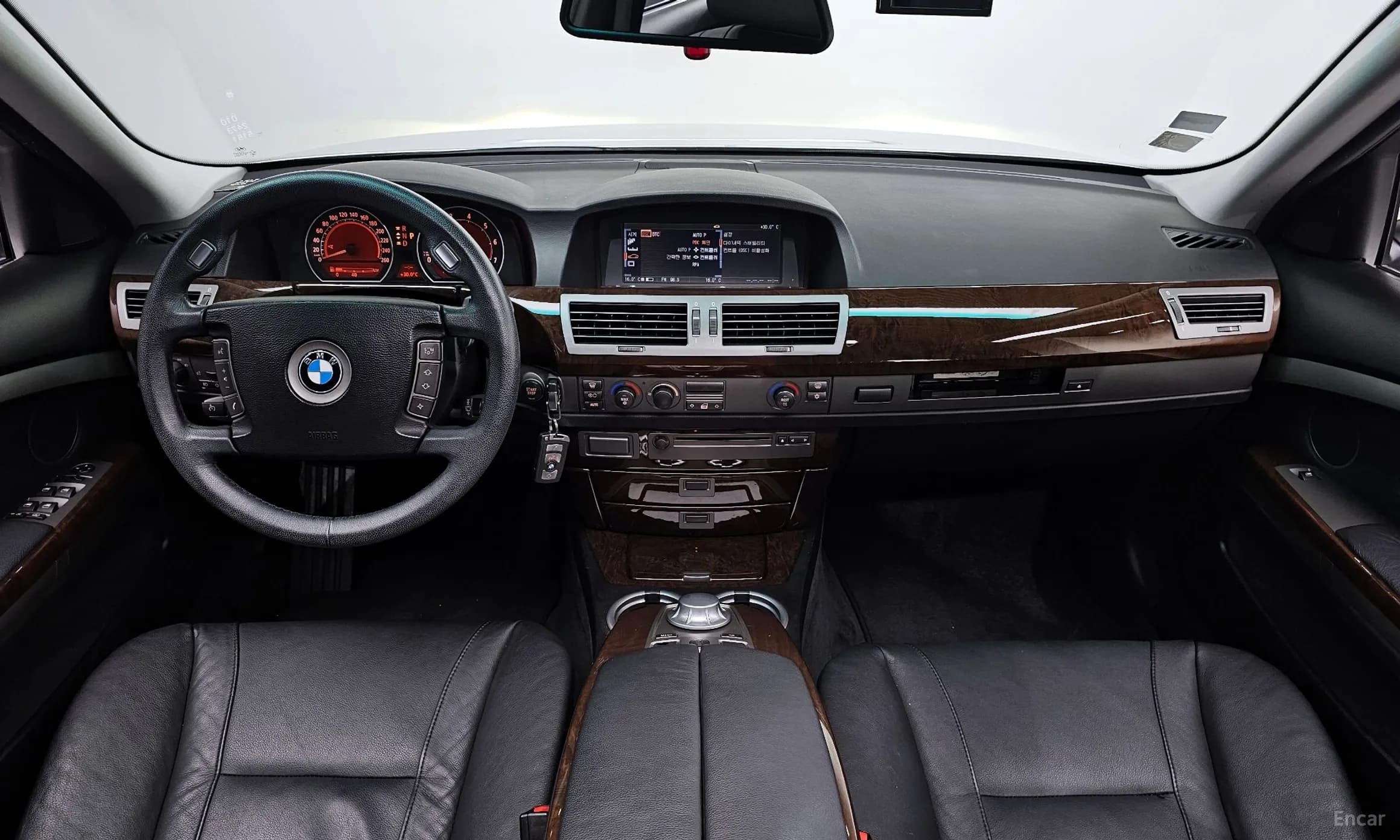 7 Series (E65)