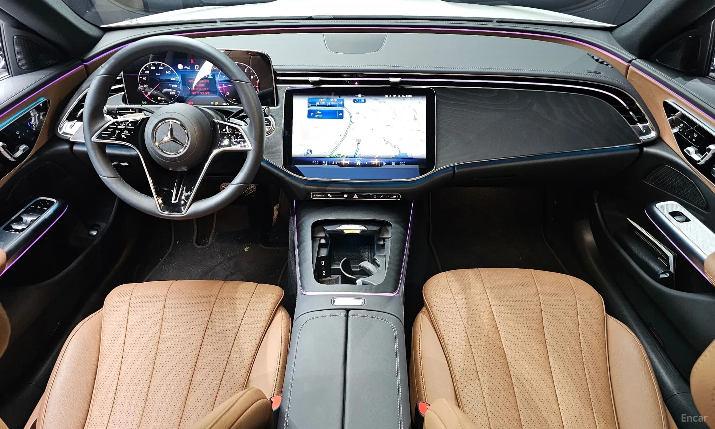 E-Class W214