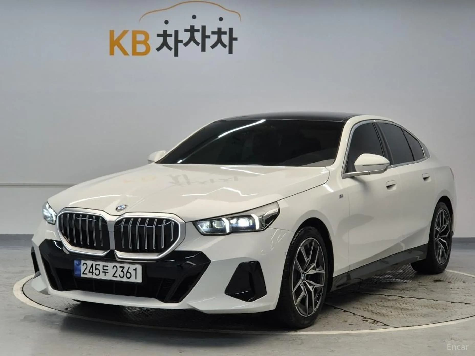 5 Series (G60)
