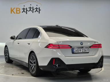 5 Series (G60)