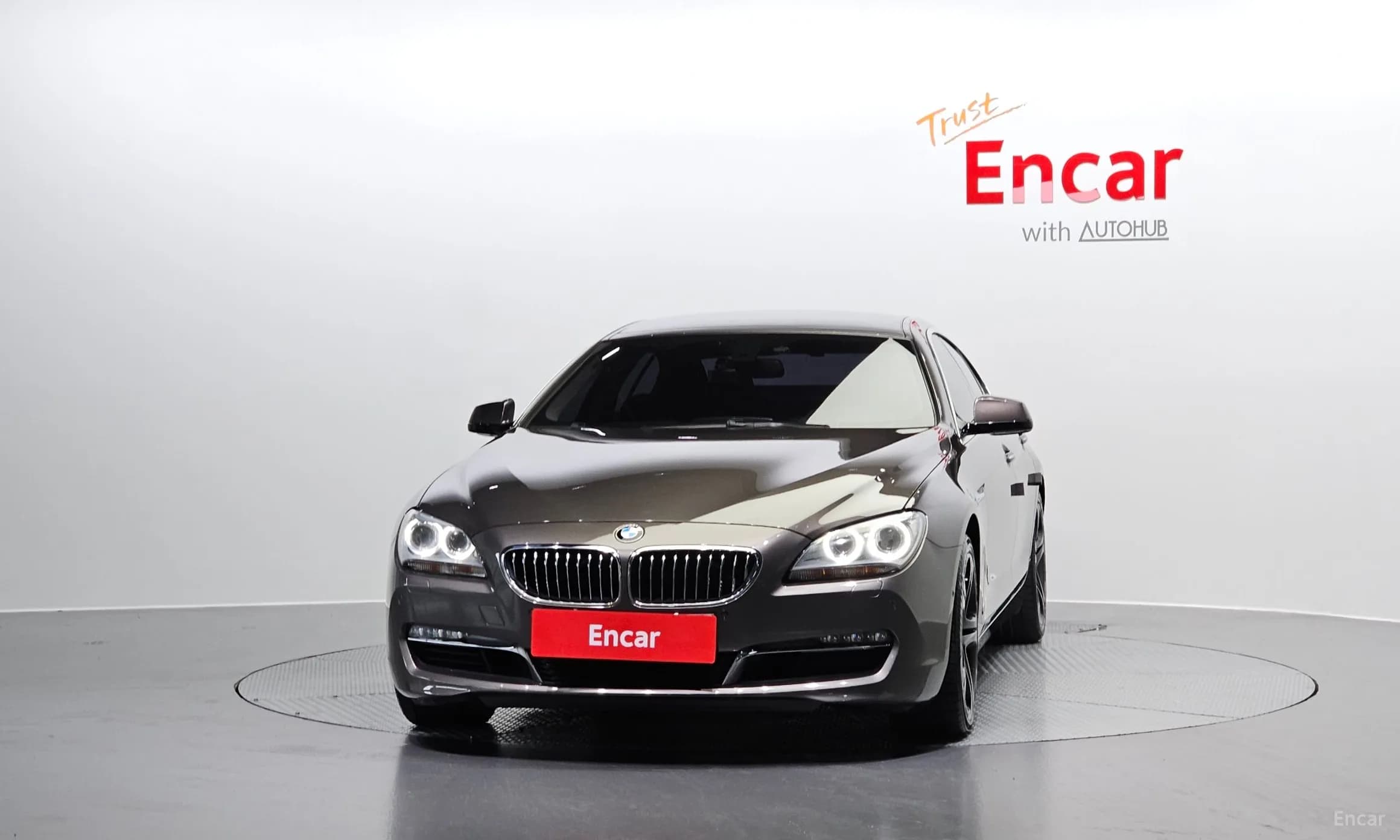 6 Series (F12)