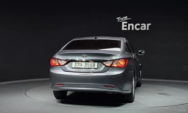 YF Sonata