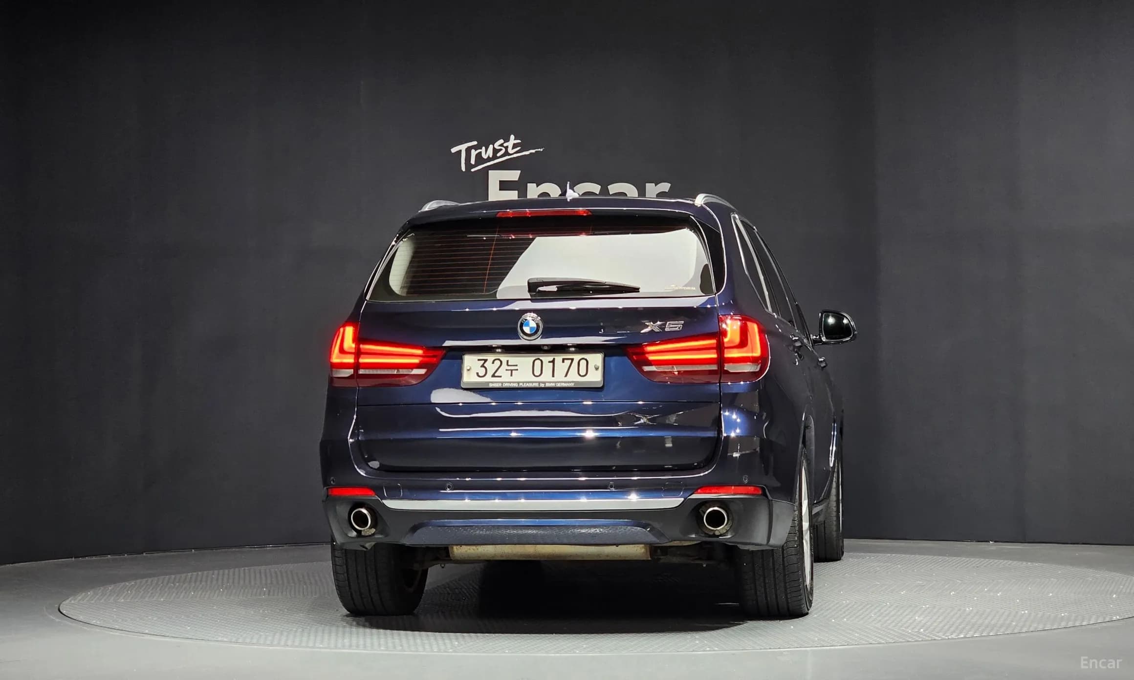 X5 (F15)