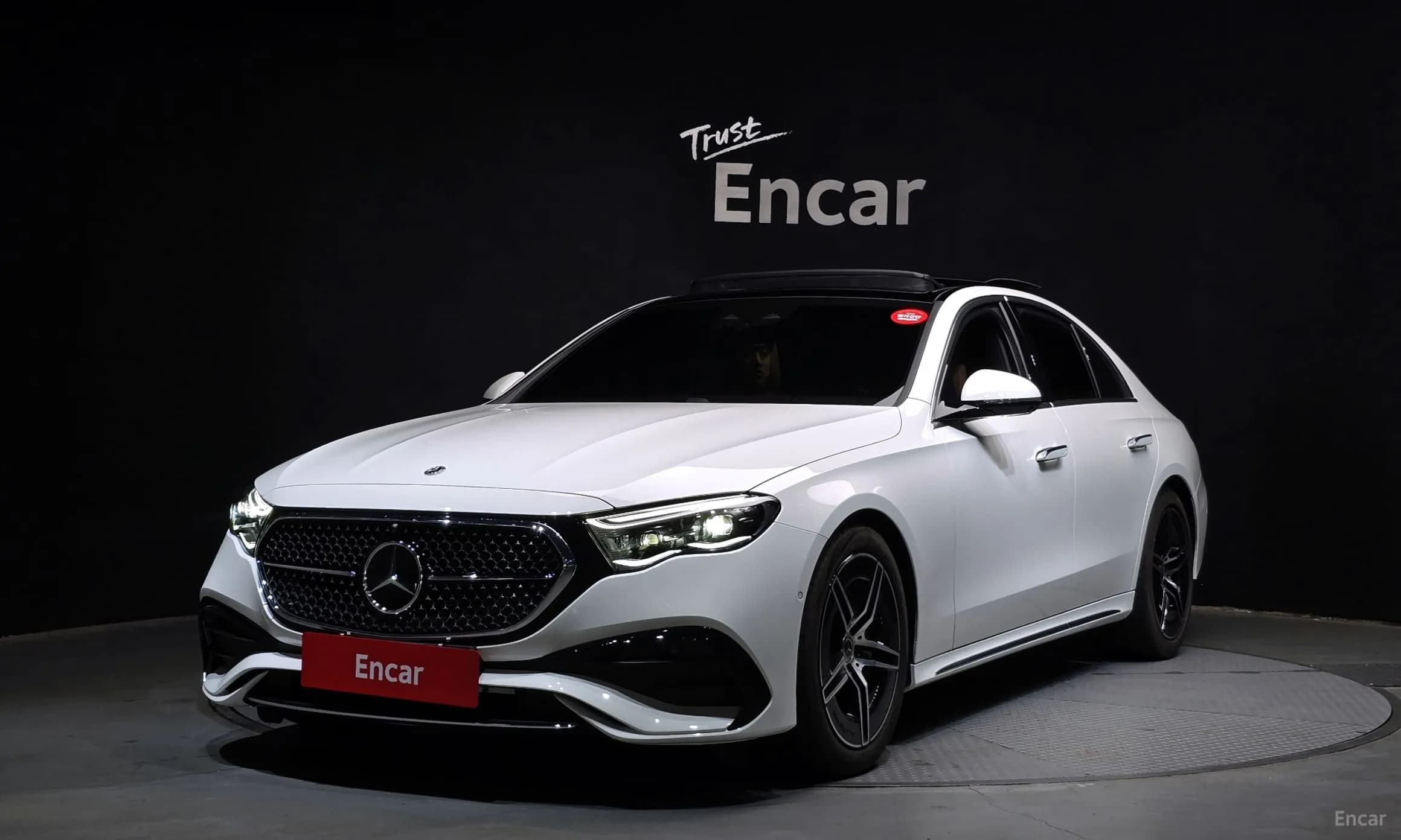 E-Class W214