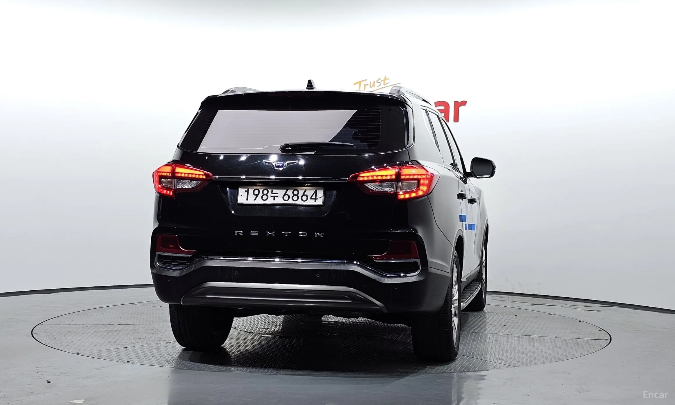 G4 Rexton