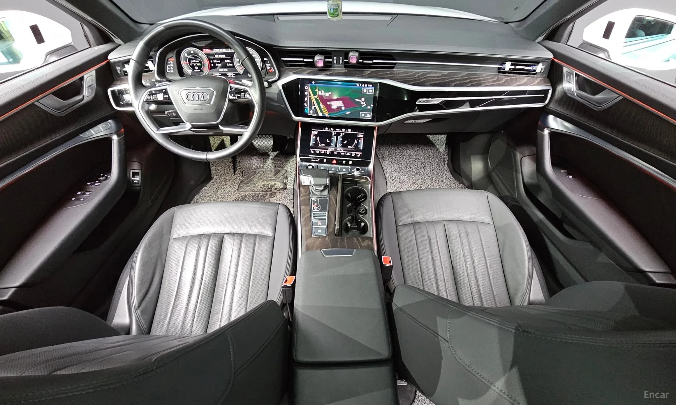 A6 (C8)
