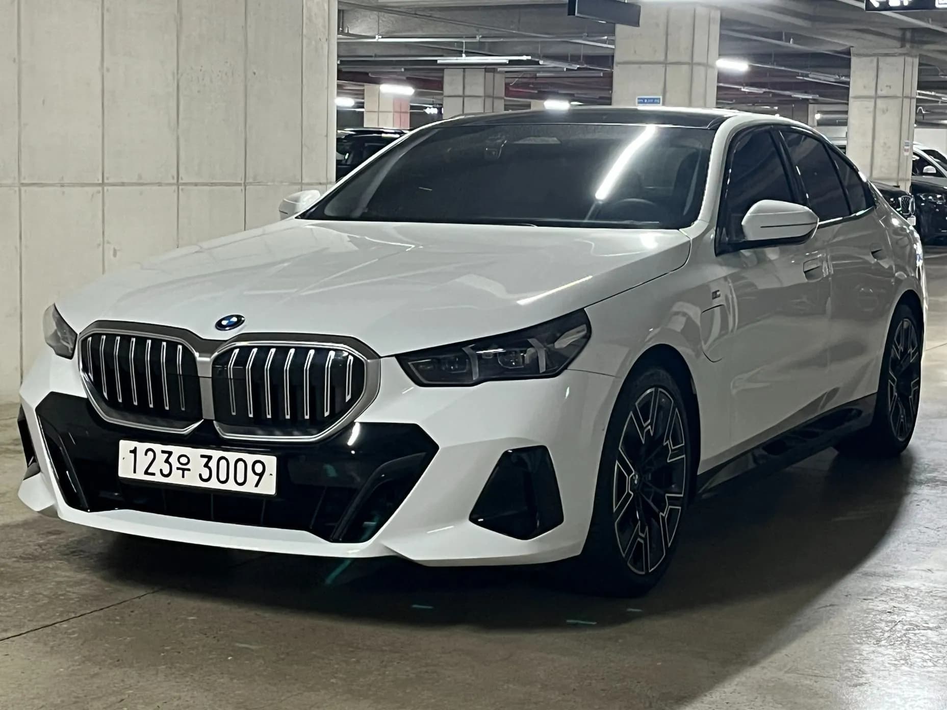 5 Series (G60)