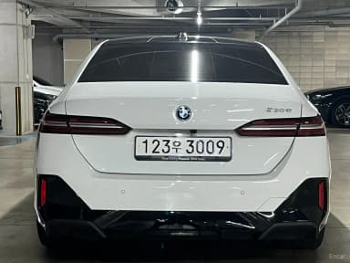 5 Series (G60)