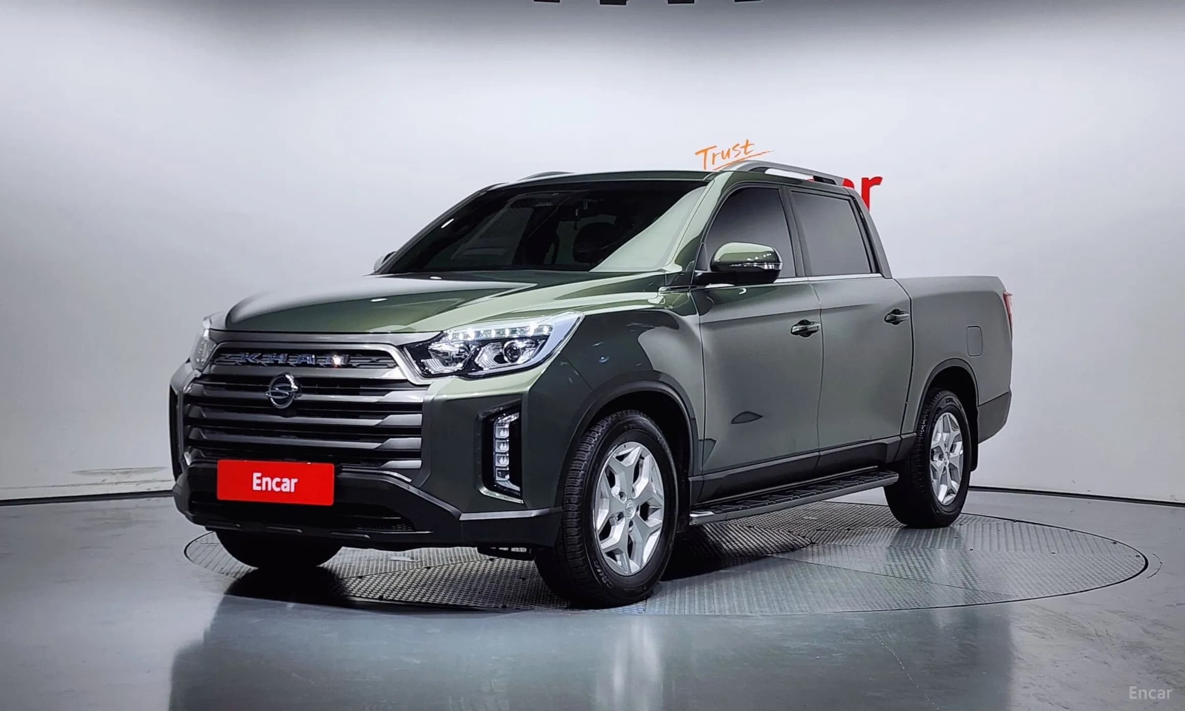 Rexton Sports Khan