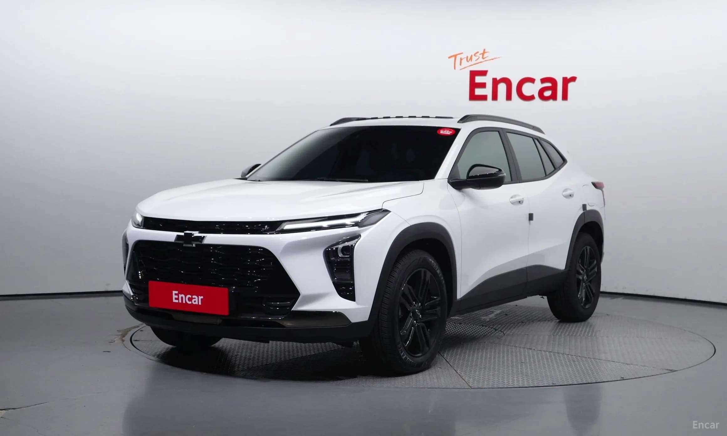 Trax Crossover