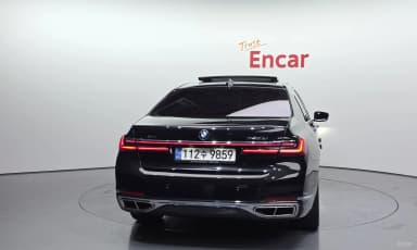 7 Series (G11)