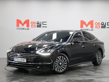Sonata Hybrid (DN8)