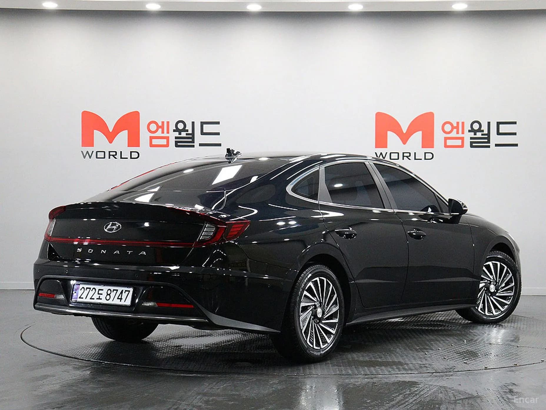 Sonata Hybrid (DN8)
