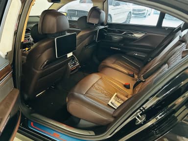 7 Series (G11)