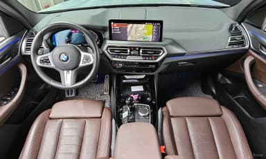 X3 (G01)