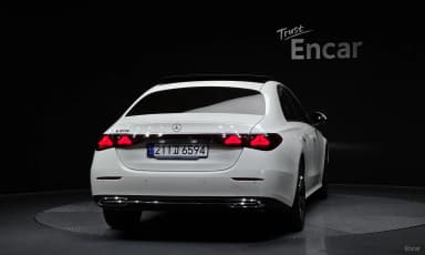 E-Class W214