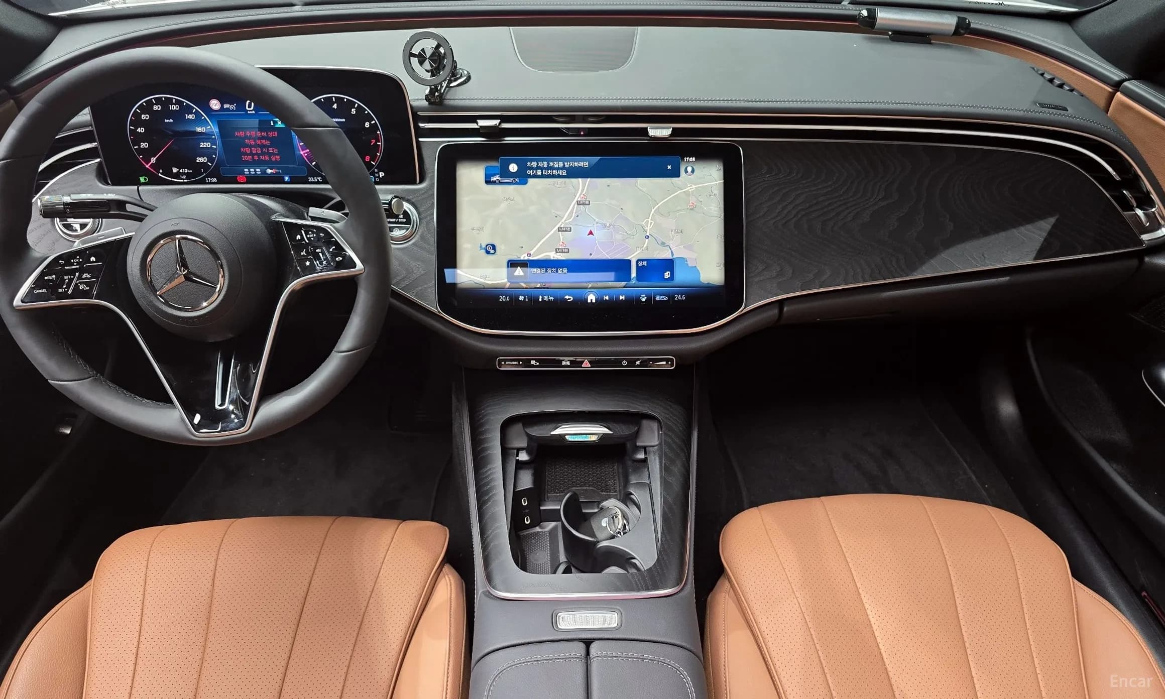 E-Class W214