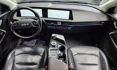 EV6