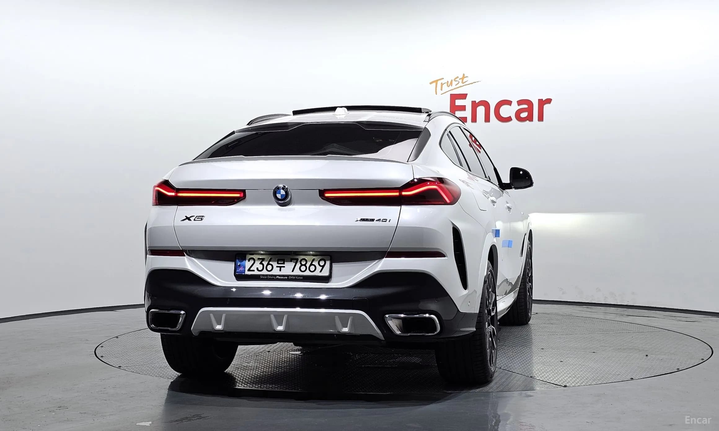 X6 (G06)