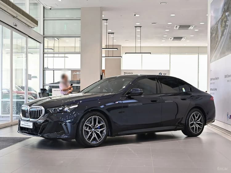 5 Series (G60)