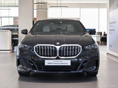 5 Series (G60)