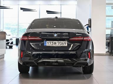 5 Series (G60)