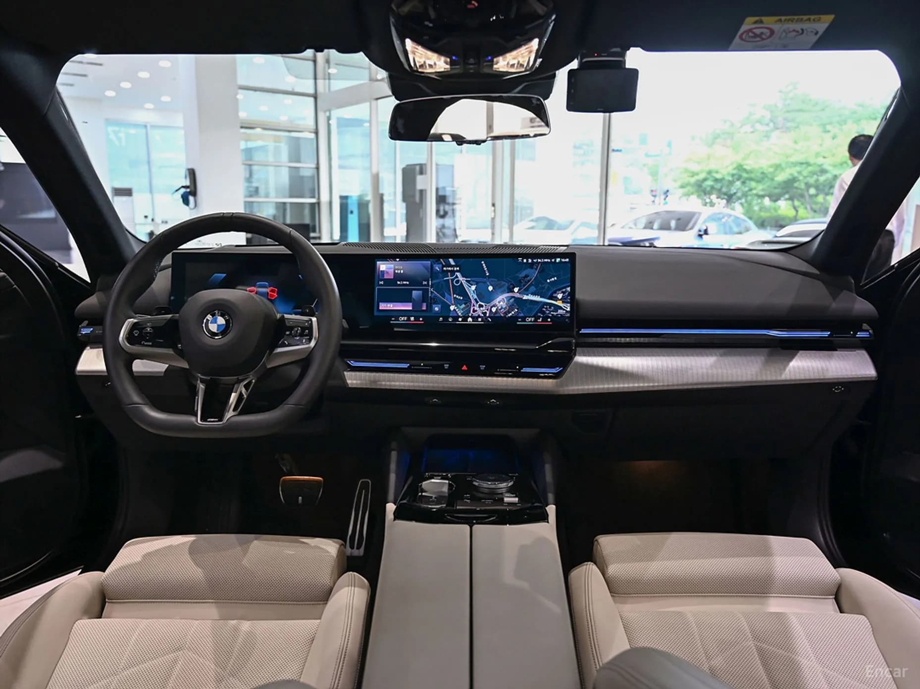 5 Series (G60)