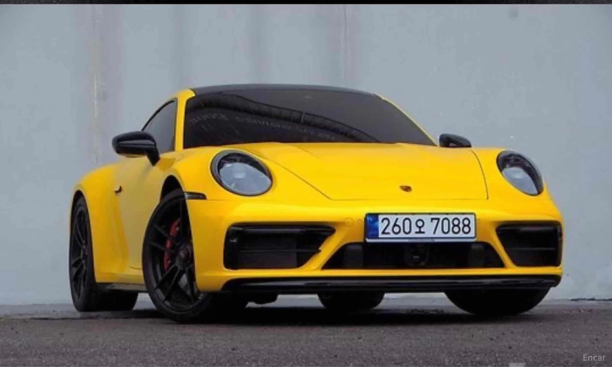 911 (992)