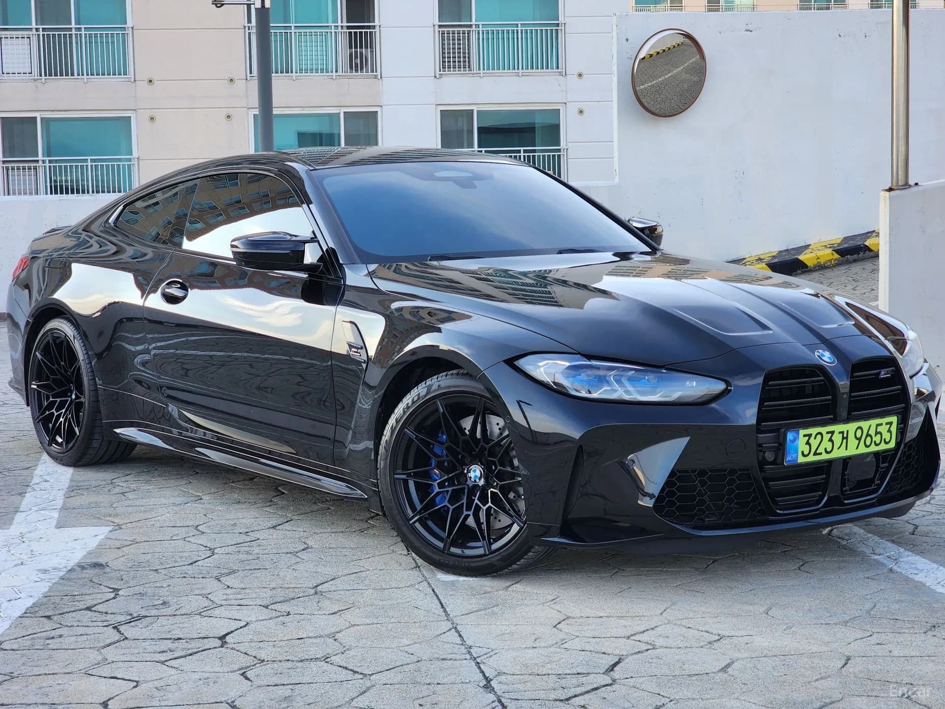 M4 (G82)