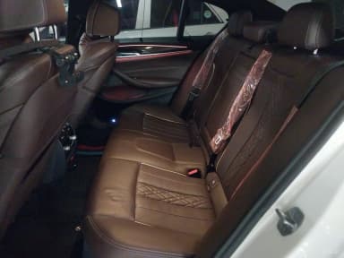 5 Series (G30)