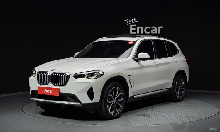 X3 (G01)